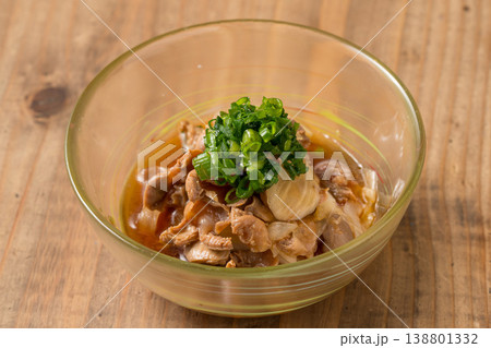 鶏の銀皮ピリ辛ポン酢 コリコリ食感のおつまみ料理 鶏の銀皮ピリ辛ポン酢 コリコリ食感のおつまみ料理 138801332