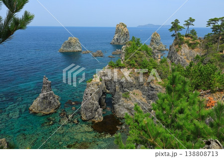 青海島の青い海 138808713