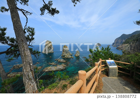 青海島の青い海 138808772