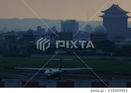 松山空港 松山空港 138809963