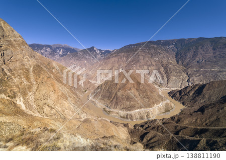 中国雲南省・四川省 金沙江大拐湾 / Great Bend of the Jinsha River 138811190