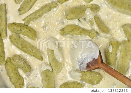 Green Gnocchi in Gorgonzola Sauce Green Gnocchi in Gorgonzola Sauce 138812858