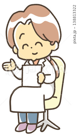 白衣を着た笑顔の先生 138813322