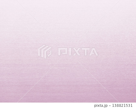 白っぽいピンク色に輝くヘアライン仕上げのテクスチャ素材の背景画像b 138821531