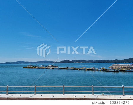 sea sea 138824273