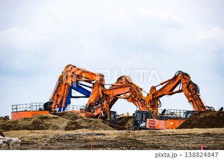 ホンダ狭山工場解体工事現場 重機バックホー ホンダ狭山工場解体工事現場 重機バックホー 138824847