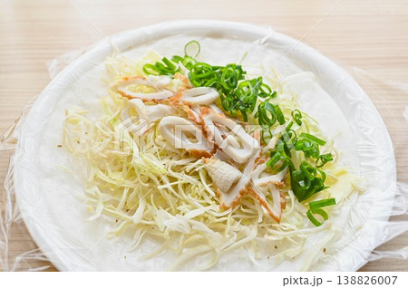 ライスペーパー料理 138826007