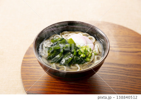 わかめうどん わかめうどん 138840512