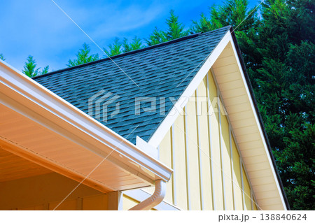 Roof design structure of house located under works process Roof design structure of house located under works process 138840624