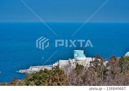 道の駅 伊方·きらら館の展望台から見える伊方原発 138840687