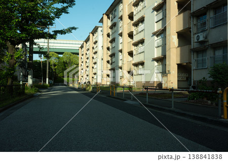 東京江東区辰巳にあり老朽化した辰巳団地 東京江東区辰巳にあり老朽化した辰巳団地 138841838