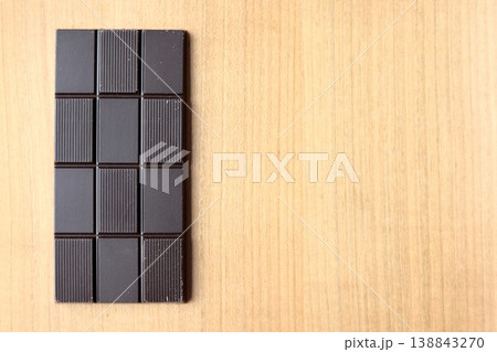 70%カカオの板チョコレート 高カカオチョコレート 70%カカオの板チョコレート 高カカオチョコレート 138843270