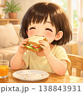 サンドイッチを美味しそうにほおばる女の子 138843931