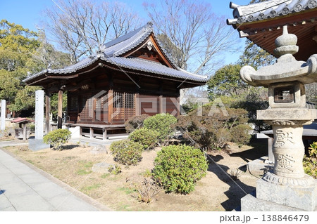 香川県高松市にある屋島寺の境内風景 138846479