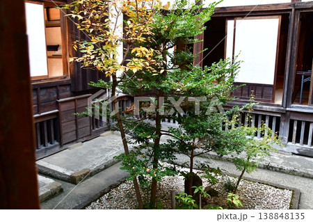 掛川城075 二の丸御殿、中庭 138848135