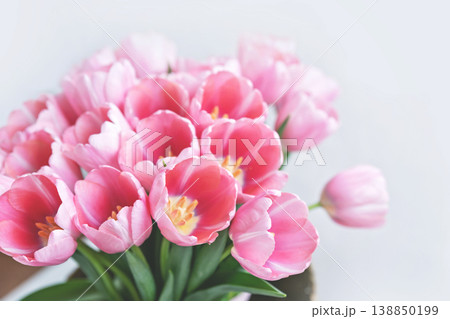 Flowers, spring holidays and home decor concept - Bouquet beautiful tulips, floral background 138850199