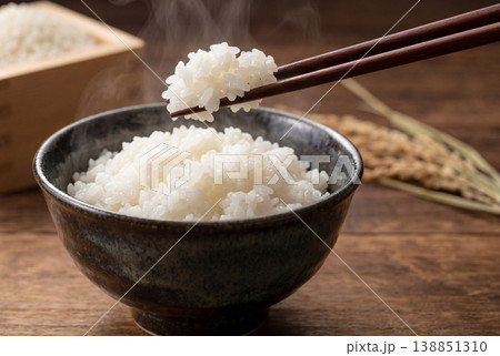 温かいご飯 138851310