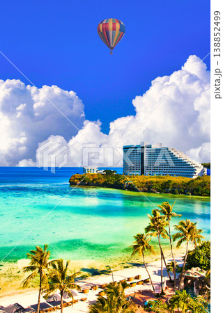 タモン湾の美しいいサンゴ礁の海 138852499