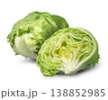 半分にカットしたフレッシュなレタス 138852985