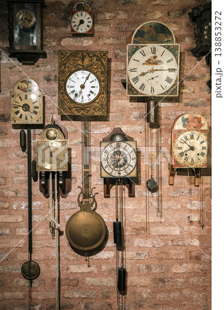 Vintage Wall Clocks Collection Antique Timepieces Interior Decor Vintage Wall Clocks Collection Antique Timepieces Interior Decor 138853272
