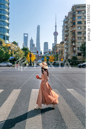 Tourists sightseeing around Shanghai city, China. 138855002