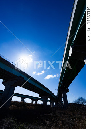 青空と仙台北部道路と三陸自動車道が接続する利府JCT 青空と仙台北部道路と三陸自動車道が接続する利府JCT 138855104