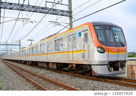 東急線直通17000系17105F 東上線内 東急線直通17000系17105F 東上線内 138857928