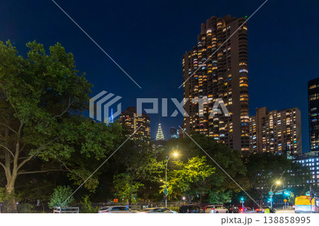 Traffic in Midtown Manhattan at night Traffic in Midtown Manhattan at night 138858995