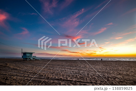 Famous lifeguard tower in Santa Monica beach at sunset 138859025