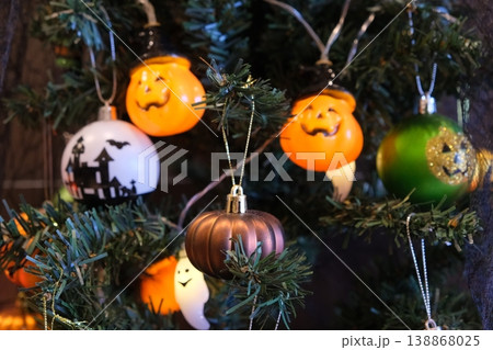 ハロウィン用のデコレーション 138868025