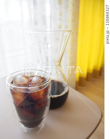 冷たいアイスコーヒー 138868327