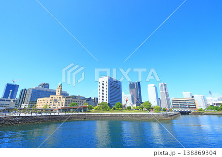 神奈川県横浜市、横浜みなとみらいの風景 138869304