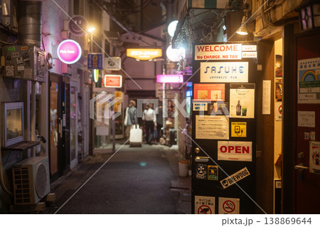 新宿ゴールデン街 新宿ゴールデン街 138869644