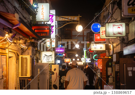新宿ゴールデン街 新宿ゴールデン街 138869657