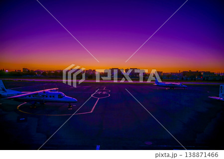 調布飛行場の夕景 調布飛行場の夕景 138871466