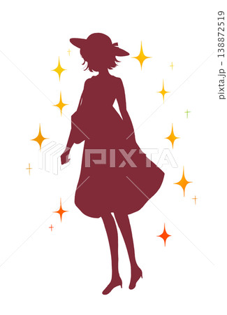 外出する女性 真夏 キラキラ 外出する女性 真夏 キラキラ 138872519