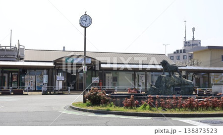 JR高崎線の新町駅駅舎 JR高崎線の新町駅駅舎 138873523