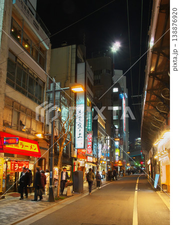 春の東京(日比谷・銀座エリア)の賑やかな飲食街 都市景観(2026年3月) 春の東京(日比谷・銀座エリア)の賑やかな飲食街 都市景観(2026年3月) 138876920