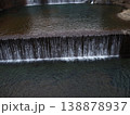 小さな滝 138878937