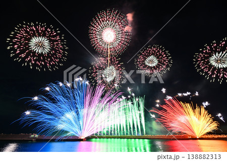 海上花火 138882313