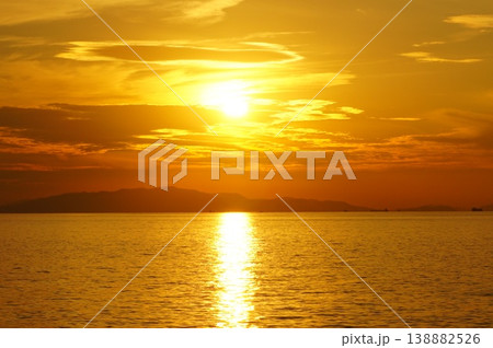 泉佐野市りんくう公園の夕日 泉佐野市りんくう公園の夕日 138882526