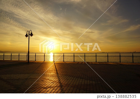 泉佐野市りんくう公園の夕日 泉佐野市りんくう公園の夕日 138882535