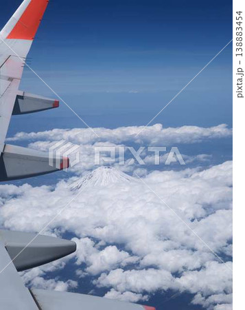飛行機の翼 飛行機の翼 138883454