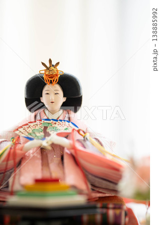 雛人形のお雛様(女雛)／ひな祭り・桃の節句の日本伝統行事 138885992