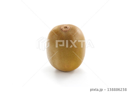 キウイフルーツ 白バック 138886238