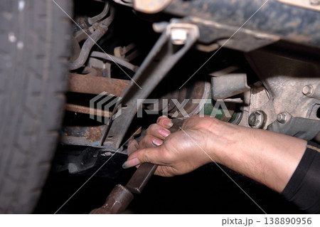 自動車車検点検整備修理工場修理 自動車車検点検整備修理工場修理 138890956