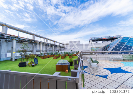 東京都の都市風景 デパートの屋上施設 貸農園 東京都の都市風景 デパートの屋上施設 貸農園 138891372