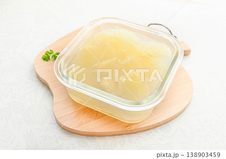 メロゴールドの果肉たっぷり手作りゼリー メロゴールドの果肉たっぷり手作りゼリー 138903459