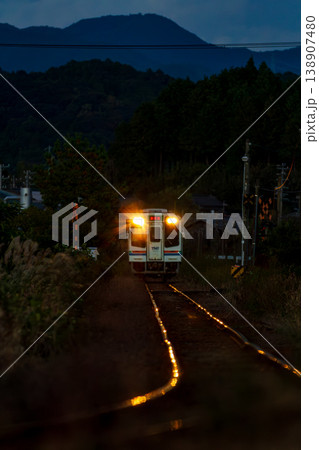 静岡県袋井市川会　天竜浜名湖鉄道と沿線の風景 138907480