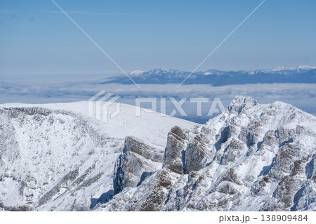 雪山の八ヶ岳、赤岳 138909484